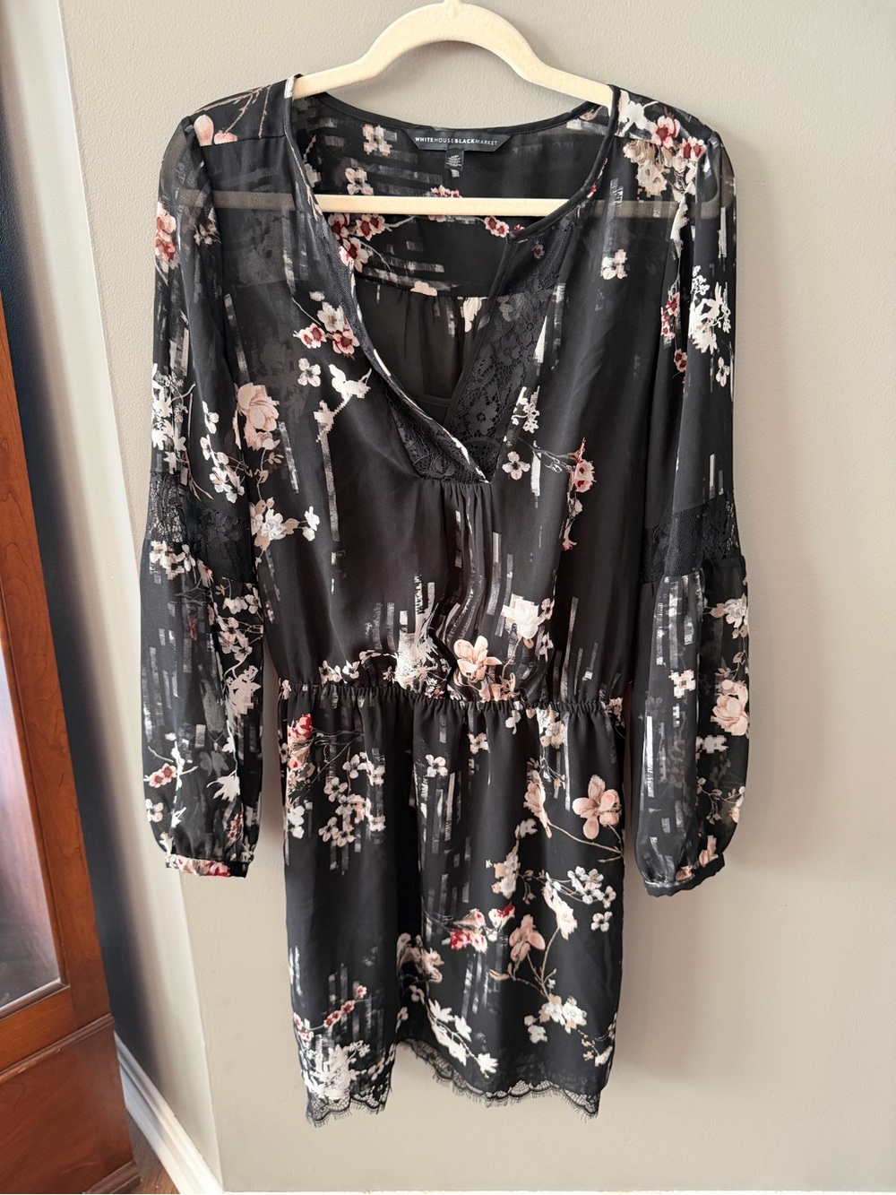 White House Black Market Black Floral Lace-Trim Mini Dress Sheer Bodice. Size 6P